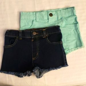 2 Toddler shor pants